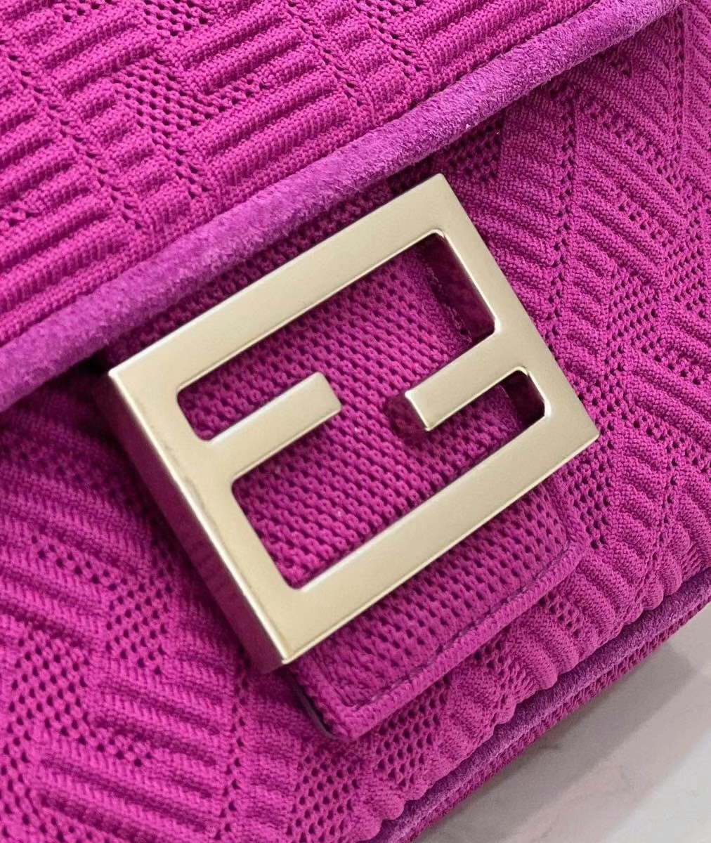 Fendi Midi Baguette Chain Bag In Fuchsia FF Fabric 652