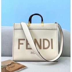 Fendi Sunshine Medium Shopper Bag In White Calfskin 427