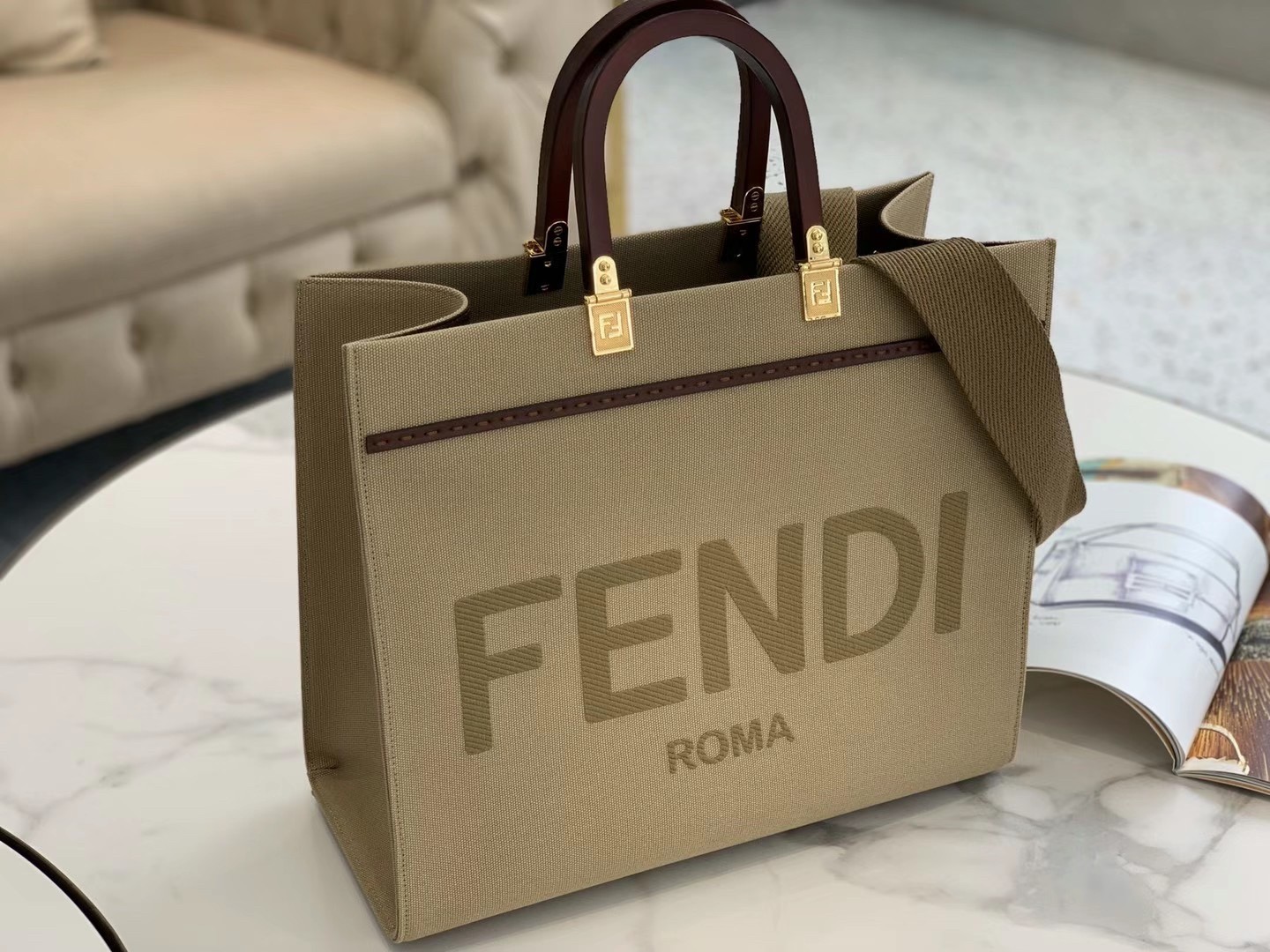 Fendi Sunshine Medium Shopper Bag In Beige Canvas 755