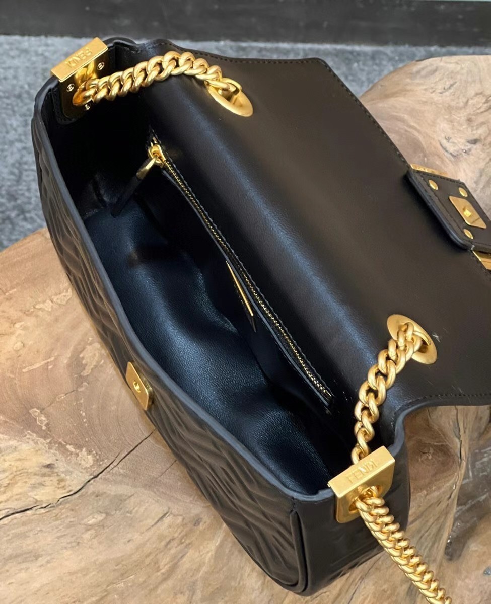 Fendi Baguette Chain Midi Bag In Black Nappa Leather 819