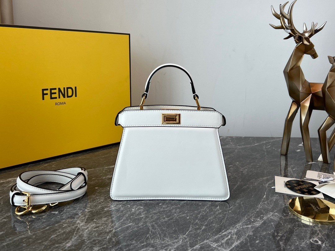 Fendi Peekaboo ISeeU Petite Bag In White Nappa Leather 477