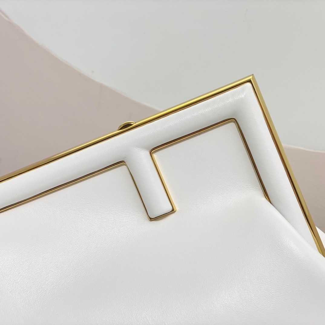 Fendi First Small Bag In White Nappa Leather 681