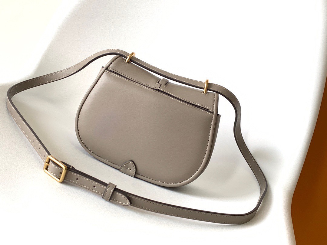 Fendi C’mon Small Bag in Grey Calfskin 859