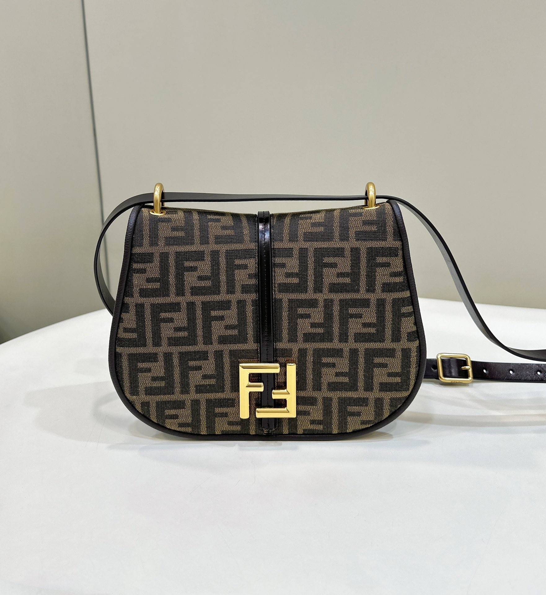 Fendi C’mon Medium Bag in FF Jacquard Fabric and Leather 541