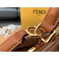 Fendi Peekaboo ISeeU Medium Bag In Brown Leather 661