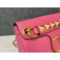 Valentino Stud Sign Shoulder Bag In Pink Nappa Leather 947