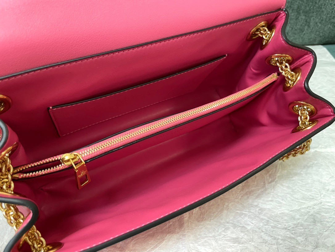 Valentino Stud Sign Shoulder Bag In Pink Nappa Leather 947