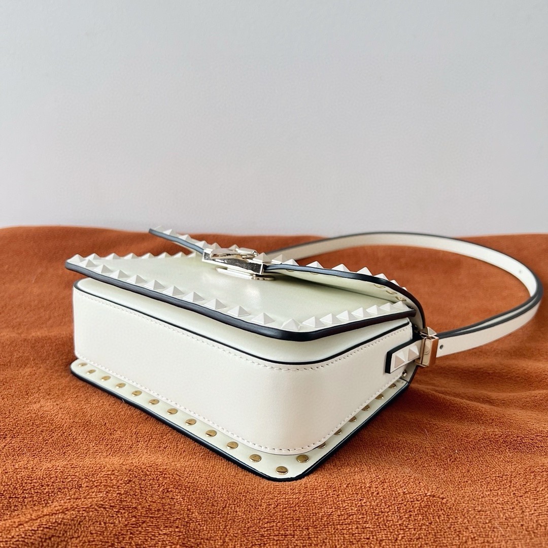 Valentino Rockstud23 Small Shoulder Bag in White Calfskin 017