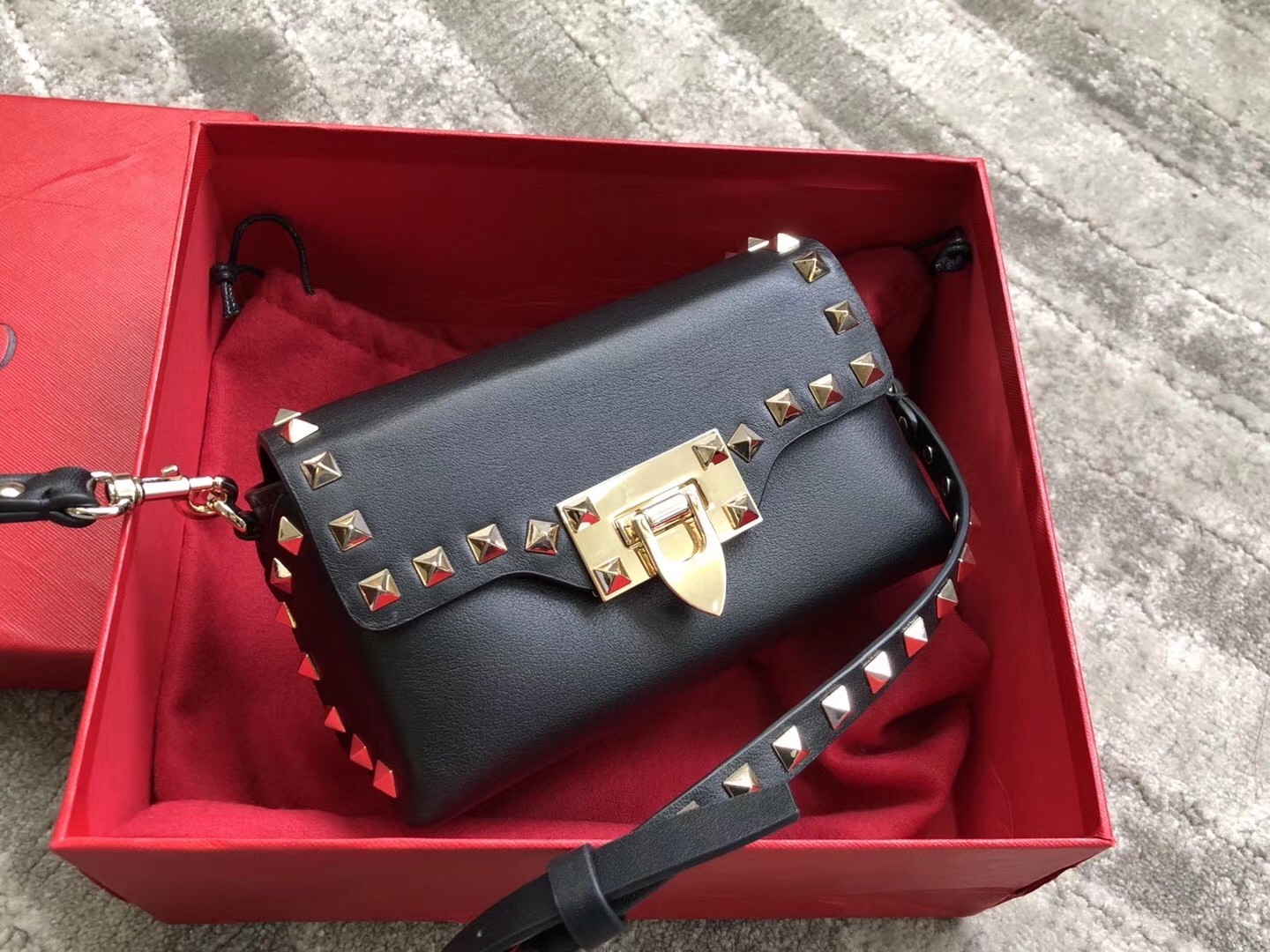 Valentino Mini Rockstud Crossbody Bag In Black Calfskin 028