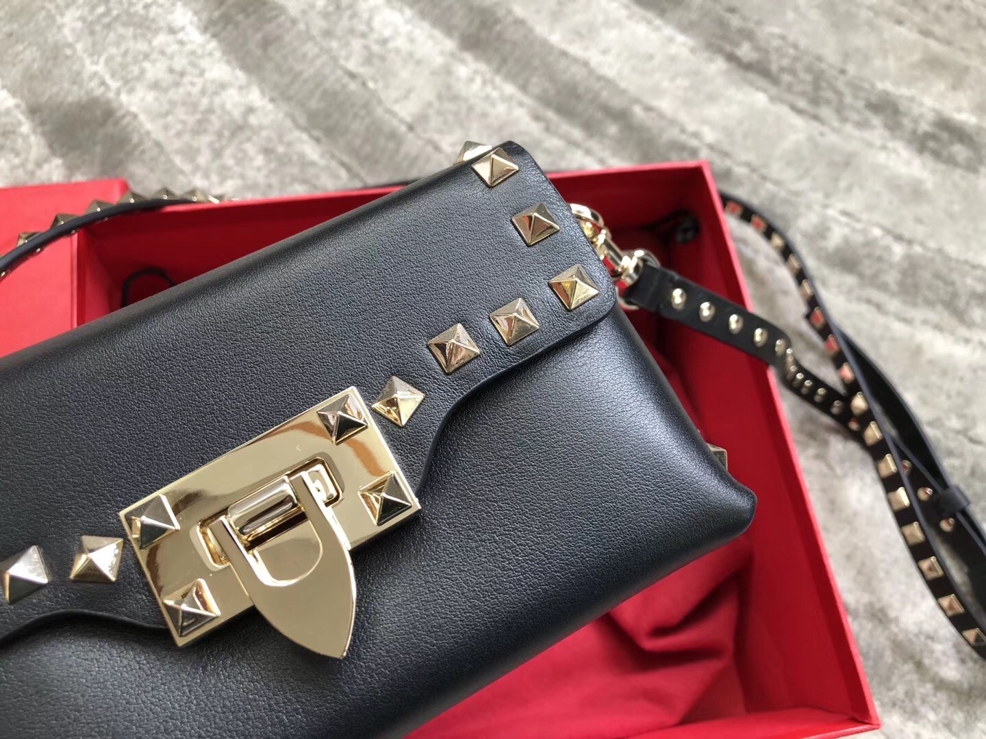 Valentino Mini Rockstud Crossbody Bag In Black Calfskin 028