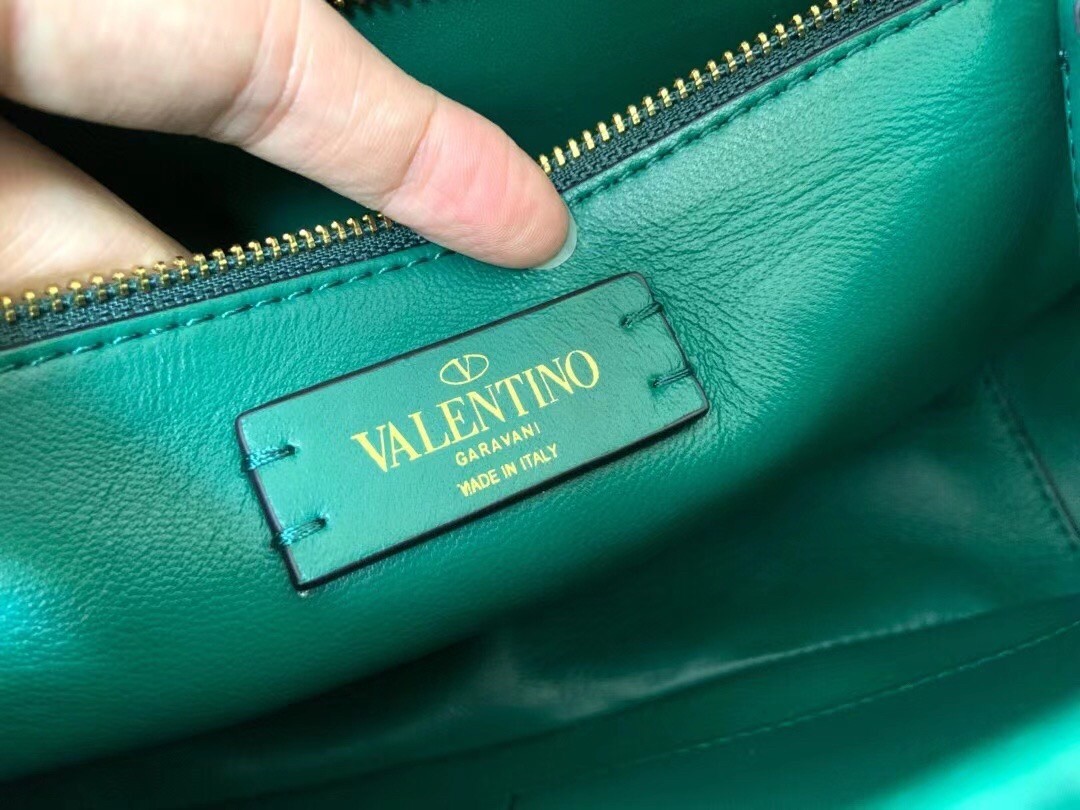 Valentino Roman Stud Chain Bag In Green Lambskin 107