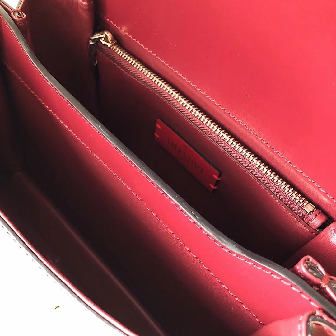 Valentino Rockstud Crossbody Bag In Red Calfskin  198