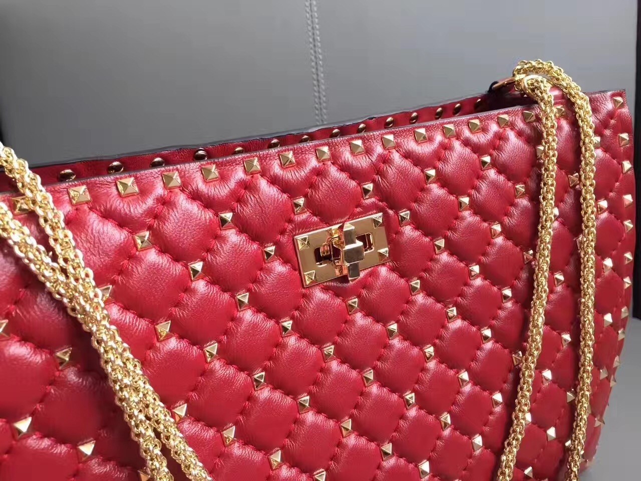 Valentino Red Rockstud Spike Tote Bag 678