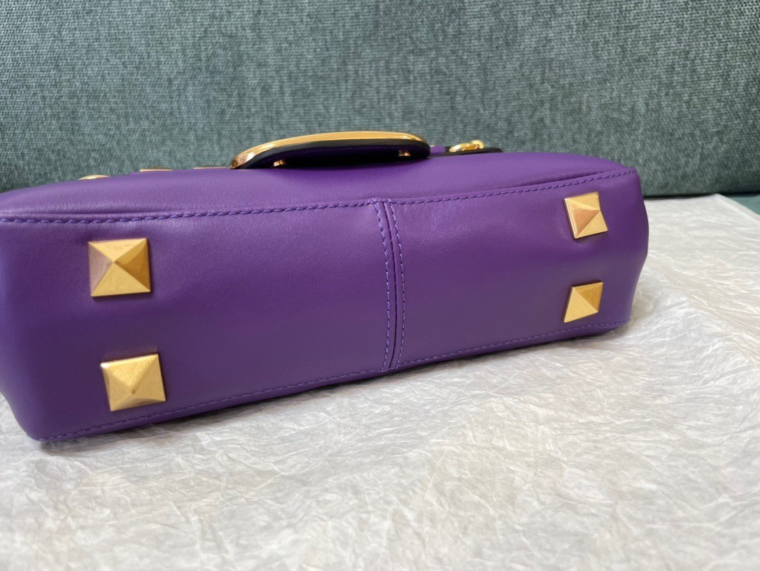 Valentino Stud Sign Shoulder Bag In Purple Nappa Leather 898