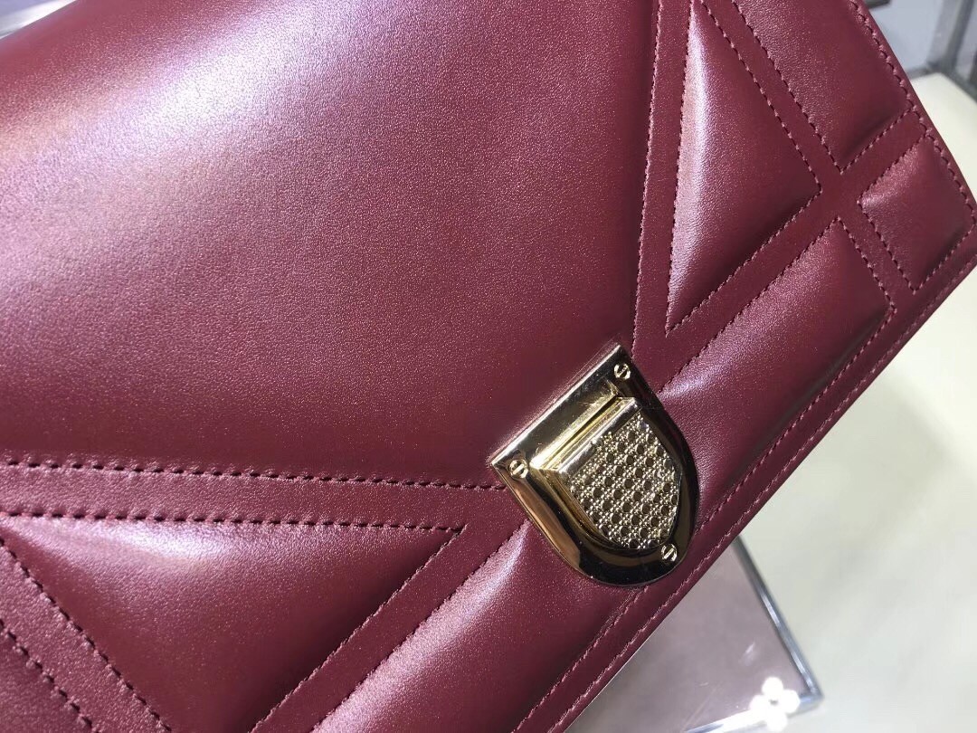 Dior Bordeaux Diorama Lambskin Bag With Large Cannage Motif 652
