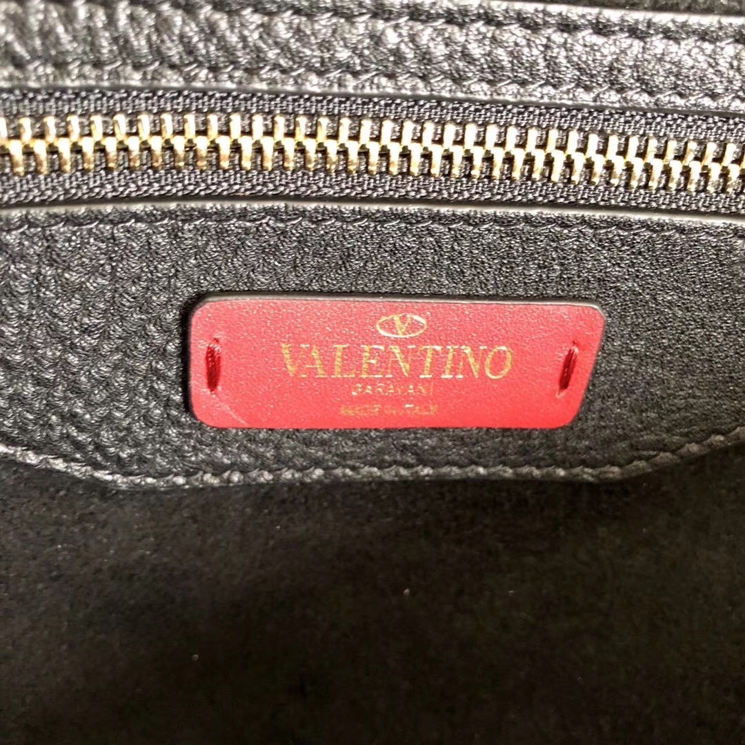 Valentino Rockstud Large Shopping Bag In Black Leather 258