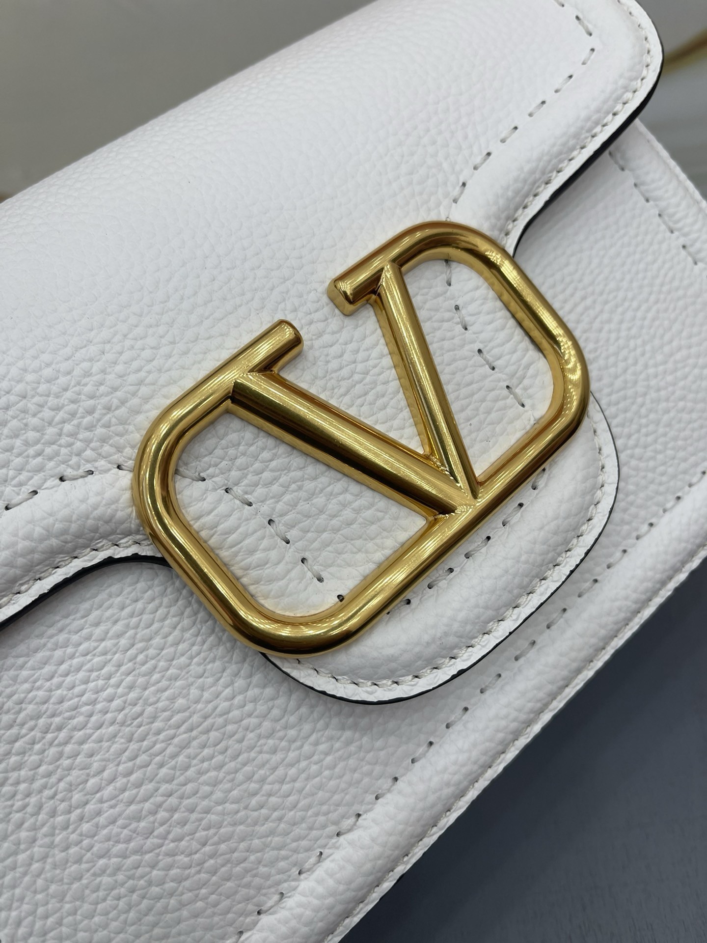 Valentino Alltime Shoulder Bag in White Grained Leather 504