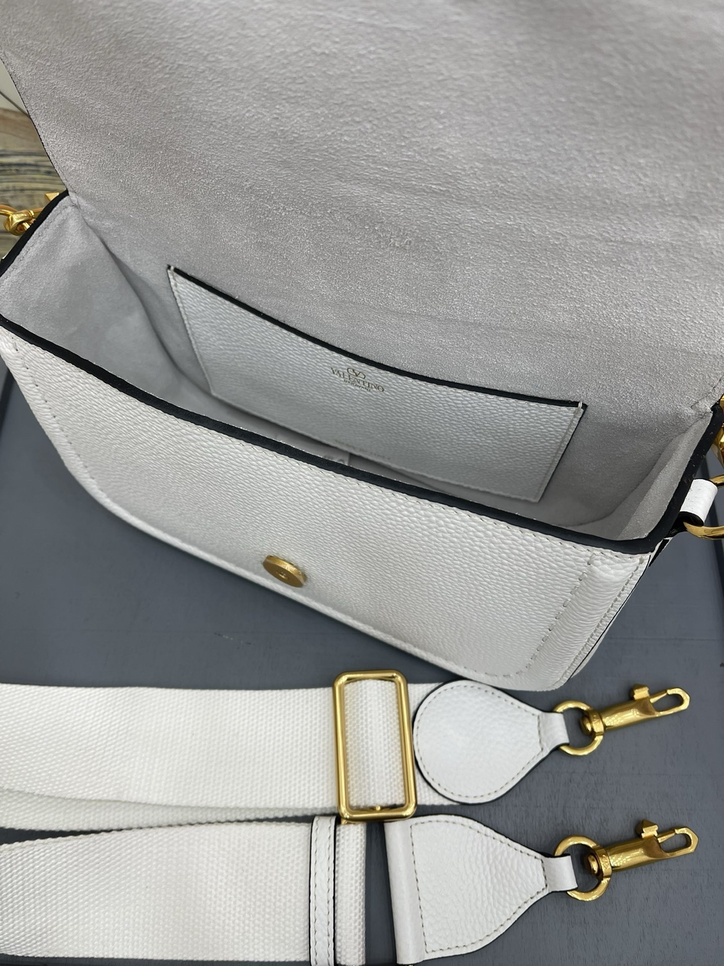 Valentino Alltime Shoulder Bag in White Grained Leather 504