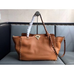 Valentino Medium Rockstud Tote Bag In Brown Grainy Calfskin 536