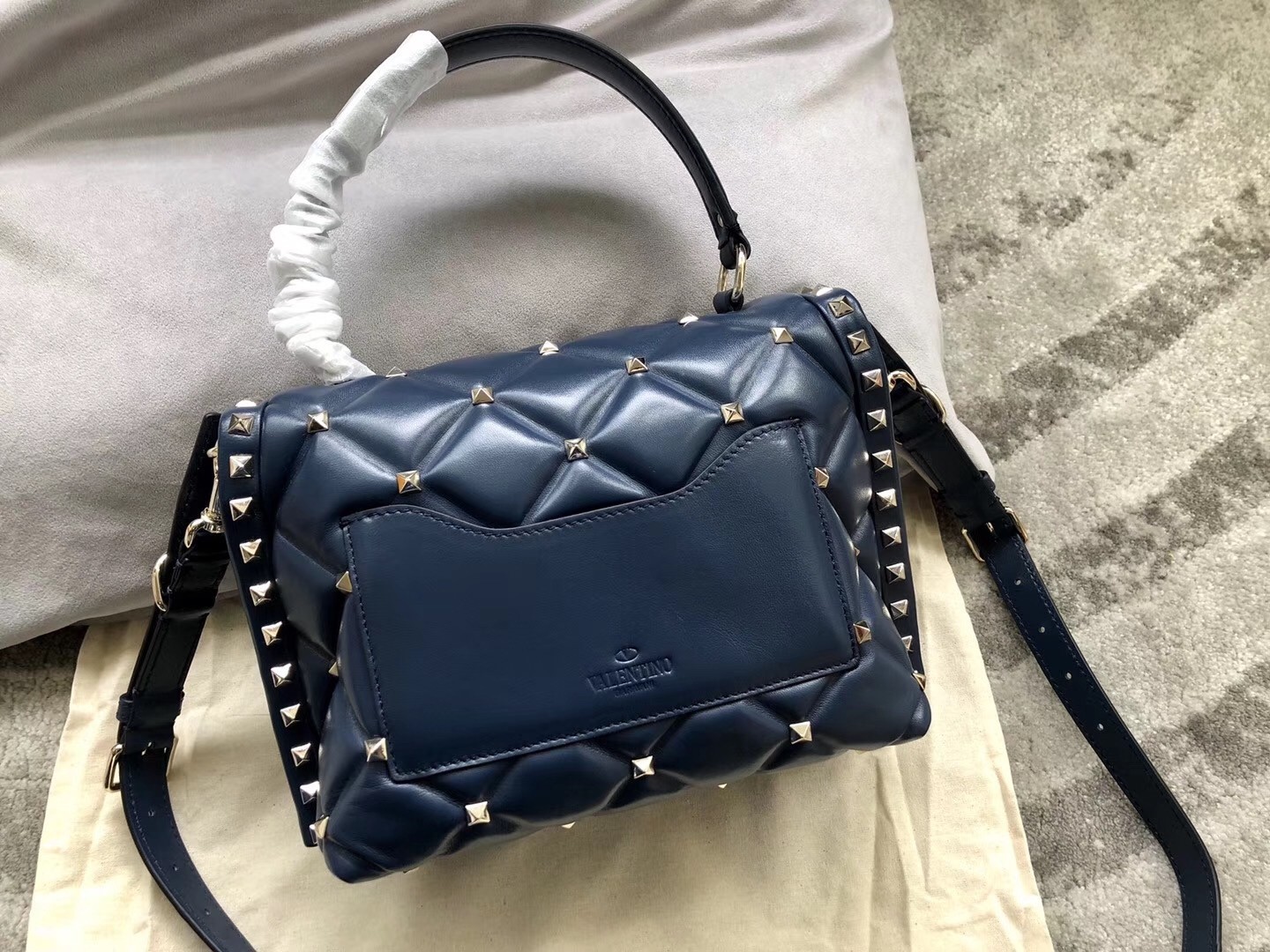 Valentino Garavani Blue VLTN Quilted Candystud Bag 018