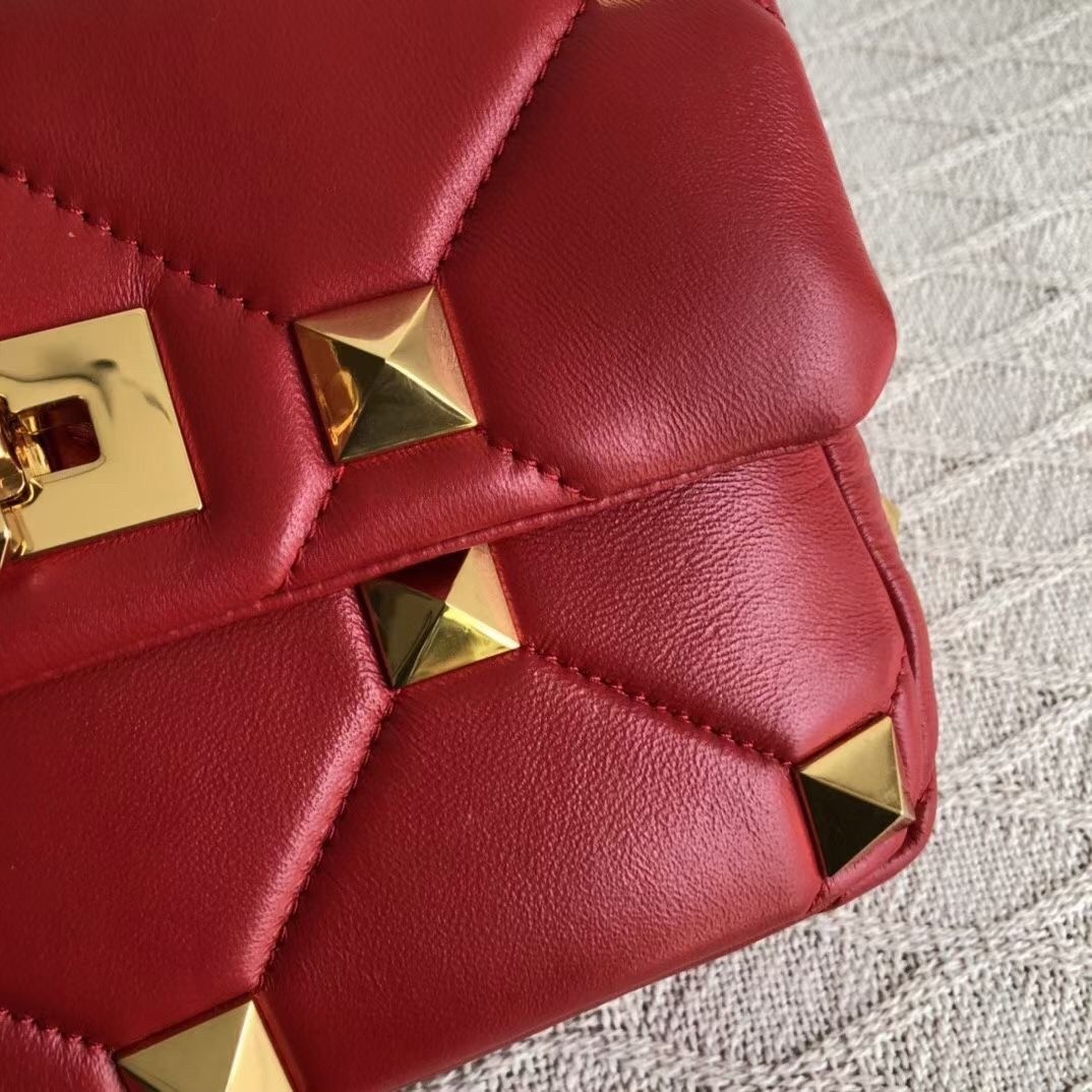 Valentino Medium Roman Stud Chain Bag In Red Nappa 156