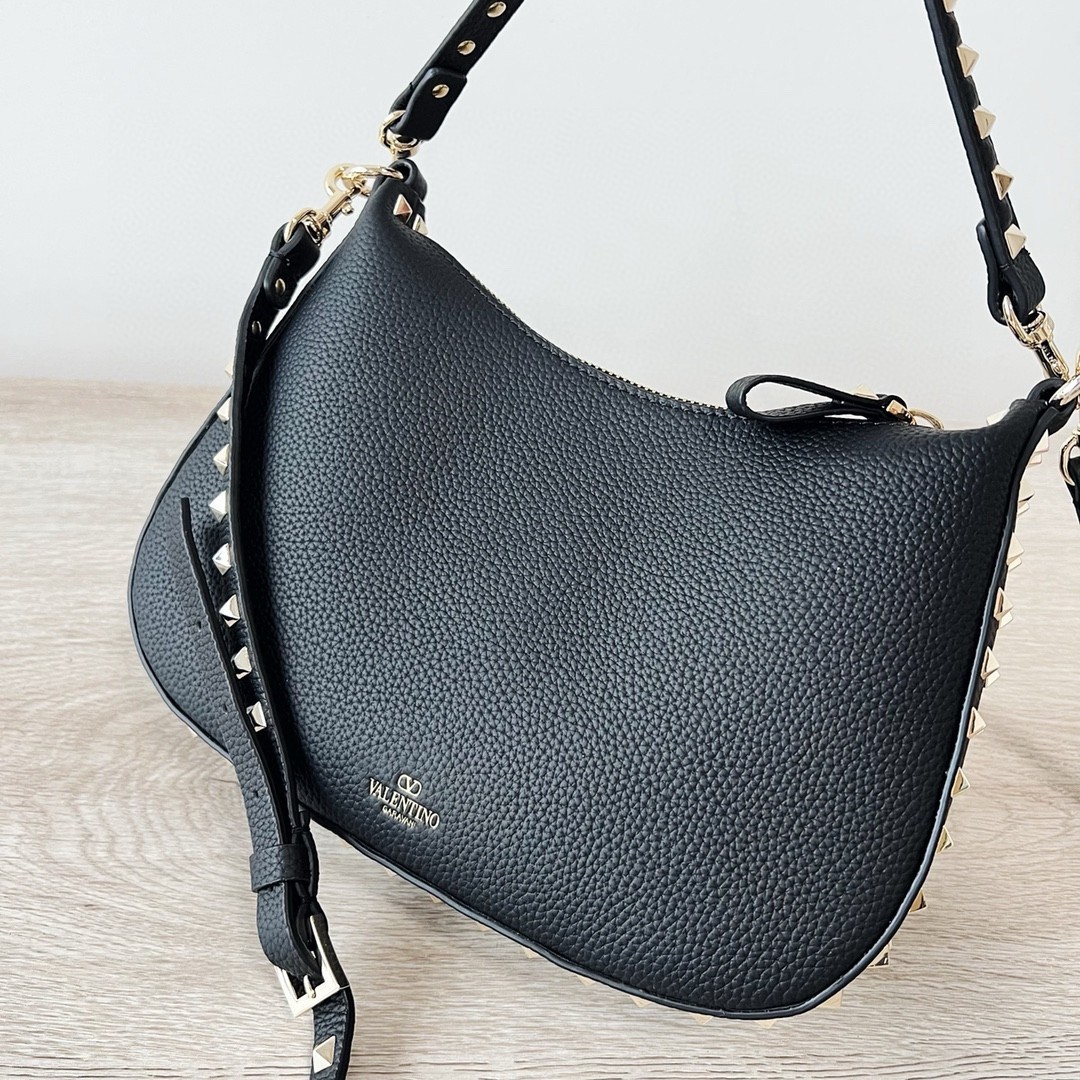 Valentino Rockstud Small Hobo Bag in Black Grainy Calfskin 349