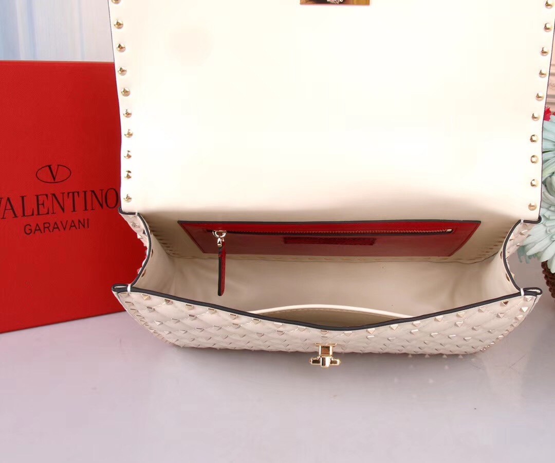 Valentino White Large Free Rockstud Spike Chain Bag 418