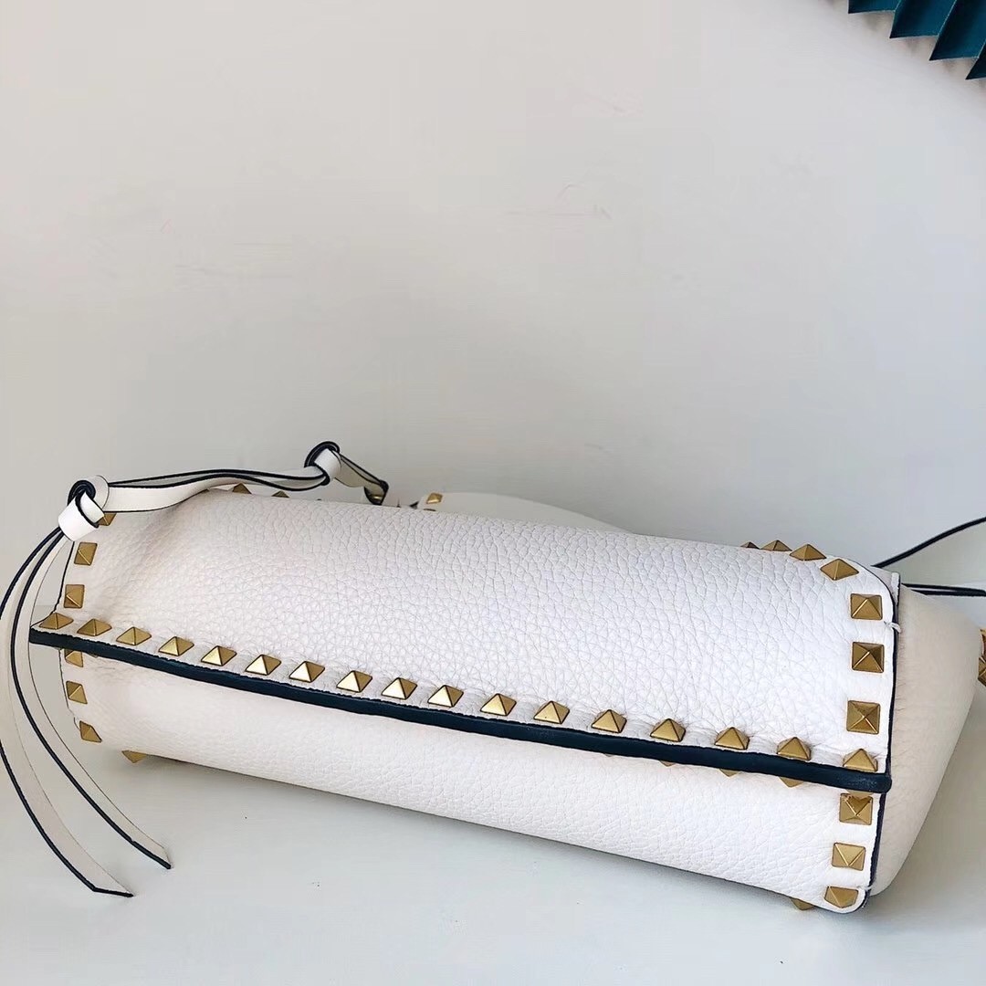 Valentino Rockstud Hype Bag In White Grained Calfskin 532