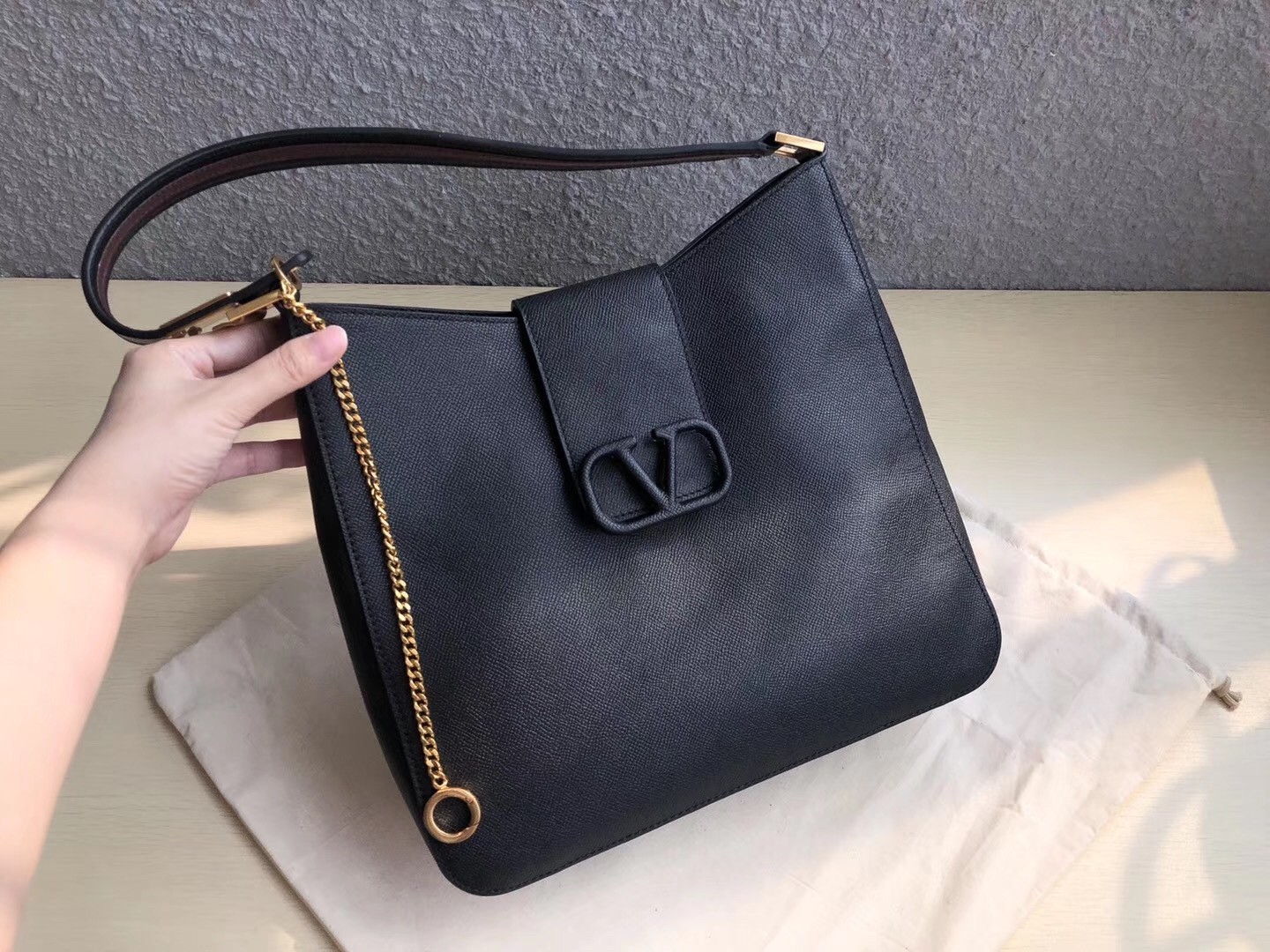 Valentino Vsling Hobo Bag In Black Grainy Calfskin  991