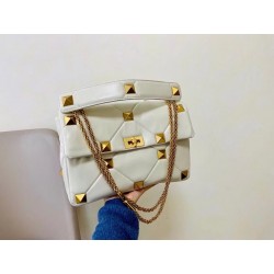 Valentino Roman Stud Chain Bag In Ivory Lambskin 842