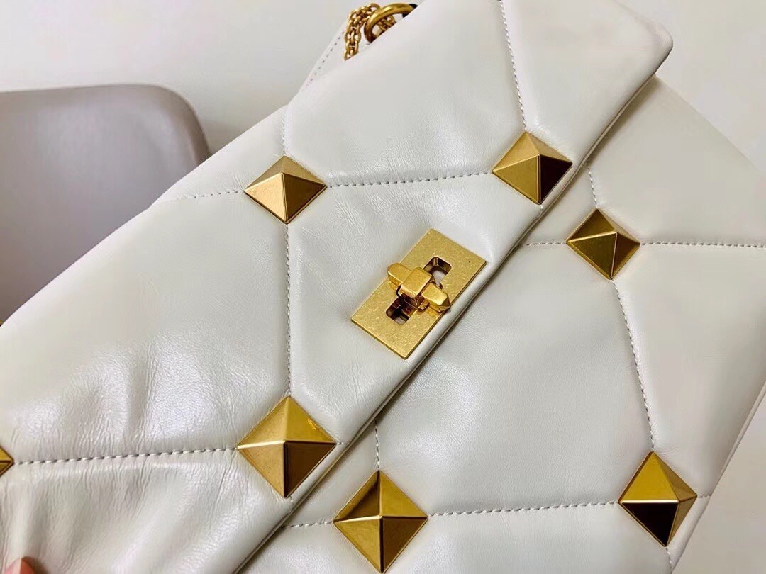 Valentino Roman Stud Chain Bag In Ivory Lambskin 842