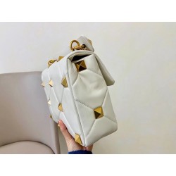 Valentino Roman Stud Chain Bag In Ivory Lambskin 842