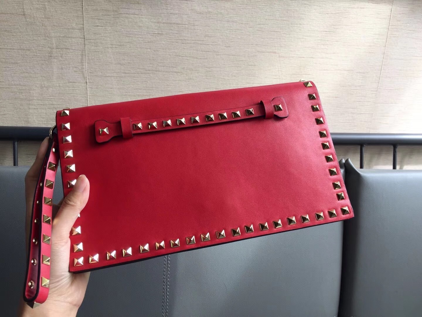 Valentino Rockstud Medium Clutch In Red Calfskin  129