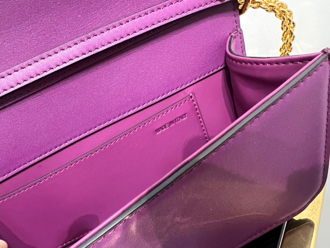 Valentino Loco Large Shoulder Bag In Purple Calfskin 310