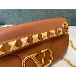 Valentino Stud Sign Shoulder Bag In Brown Nappa Leather 075