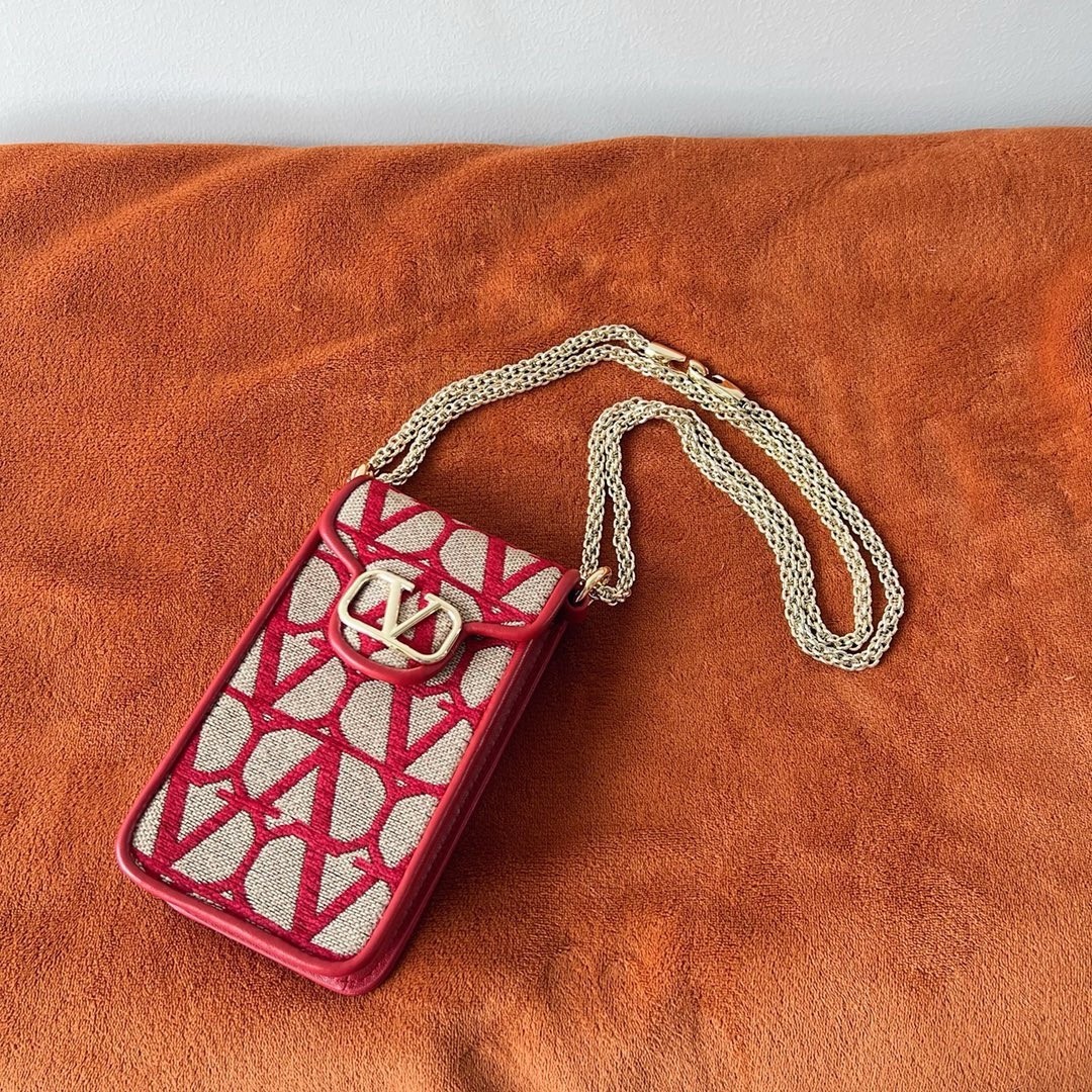 Valentino Loco Phone Case in Red Toile Iconographe with Chain 708