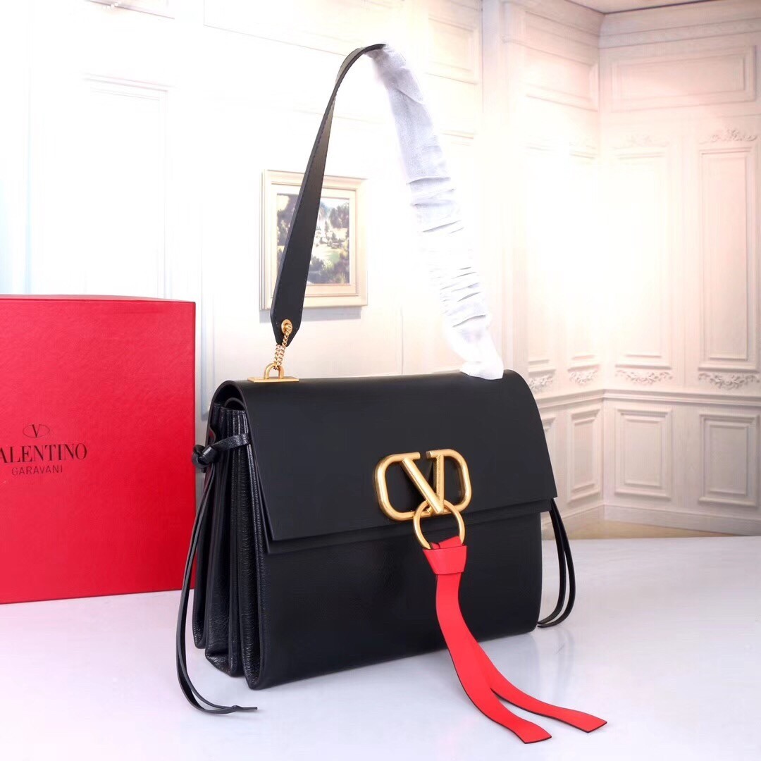 Valentino Garavani Black Medium VRing Shoulder Bag 851