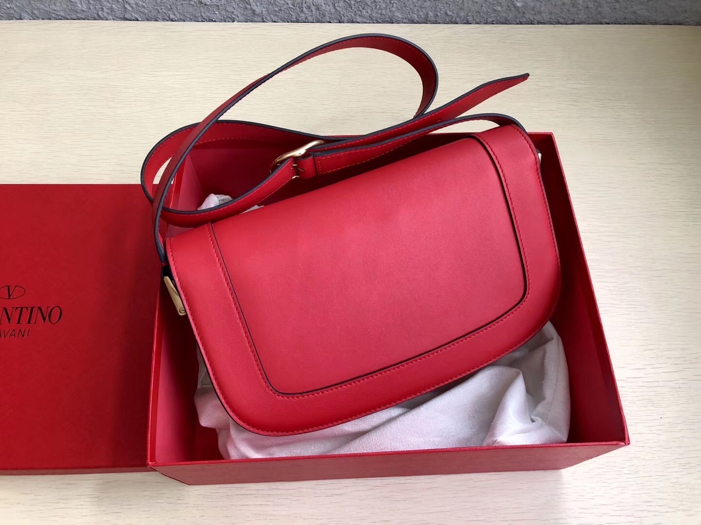 Valentino Supervee Crossbody Bag In Red Leather 784