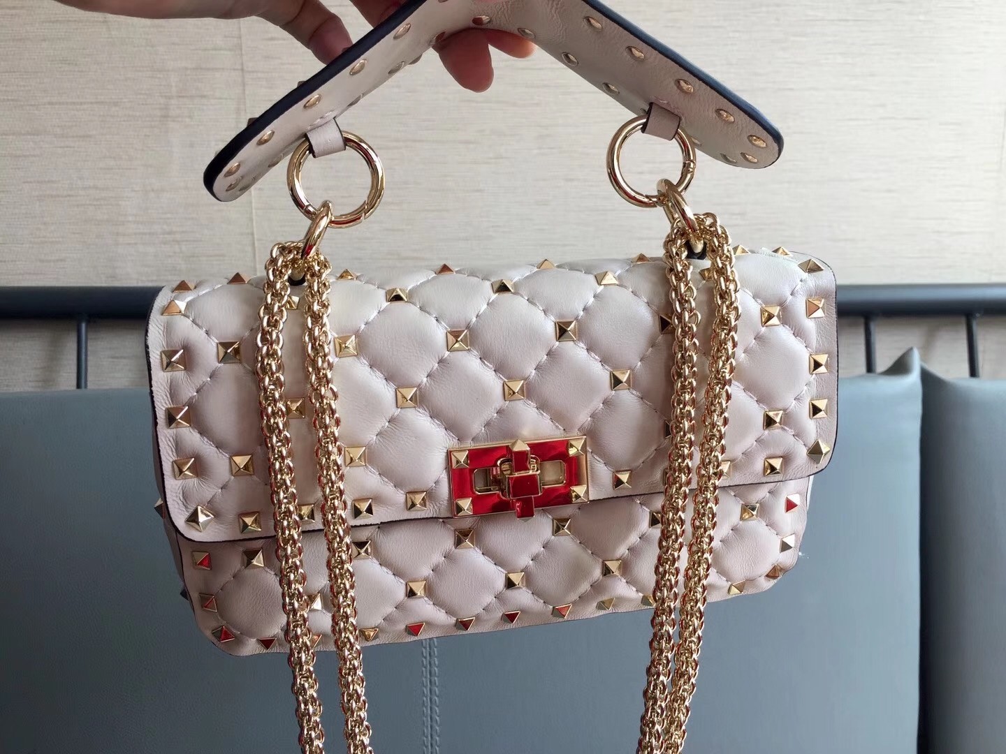 Valentino Rockstud Spike Small Bag In White Lambskin 811