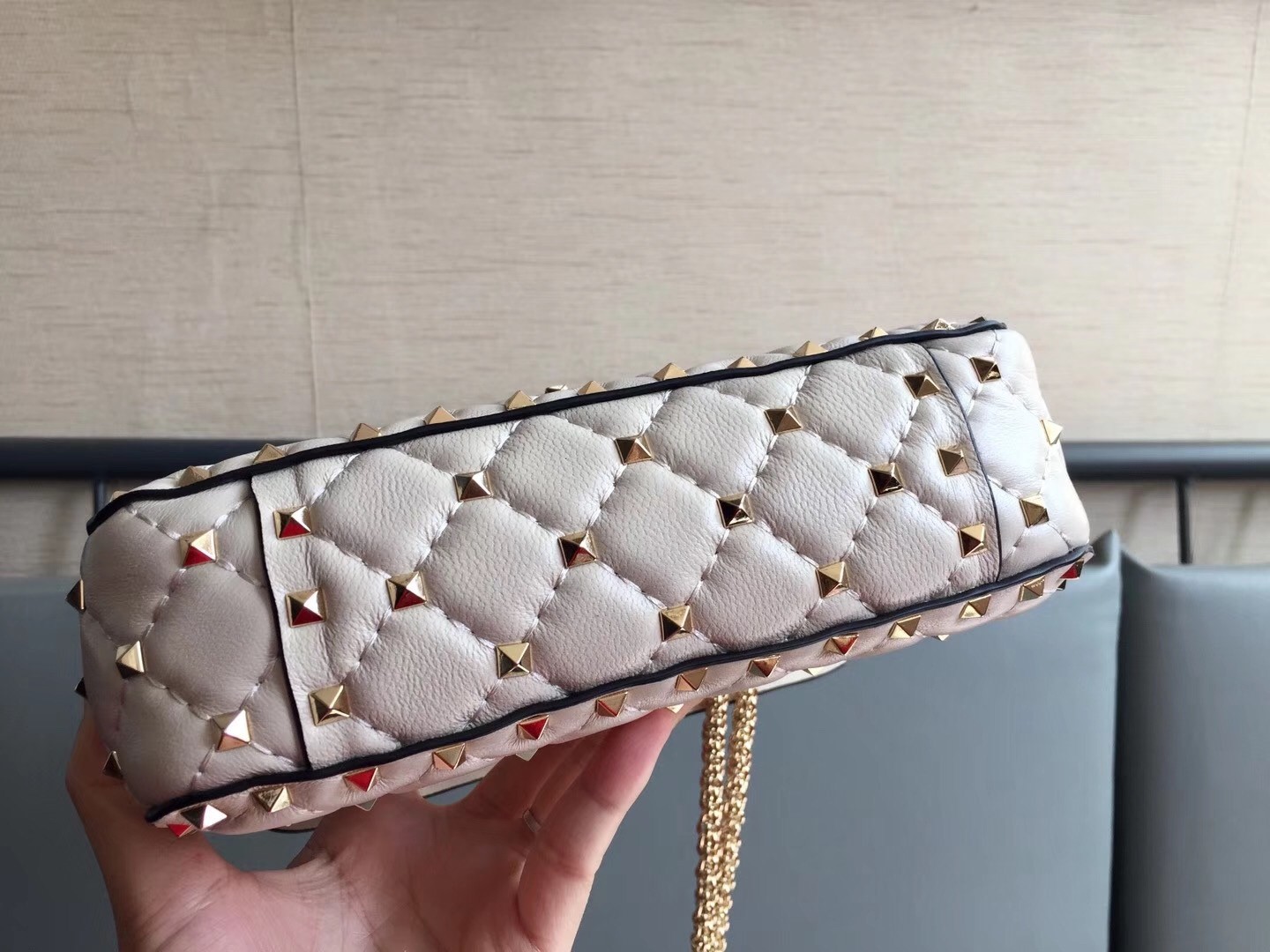 Valentino Rockstud Spike Small Bag In White Lambskin 811