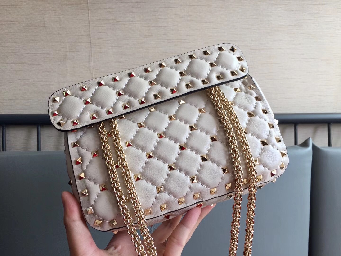 Valentino Rockstud Spike Small Bag In White Lambskin 811