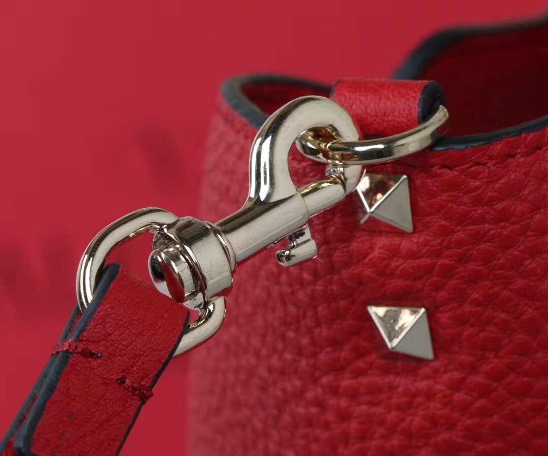 Valentino Medium Rockstud Tote In Red Grain Calfskin 929