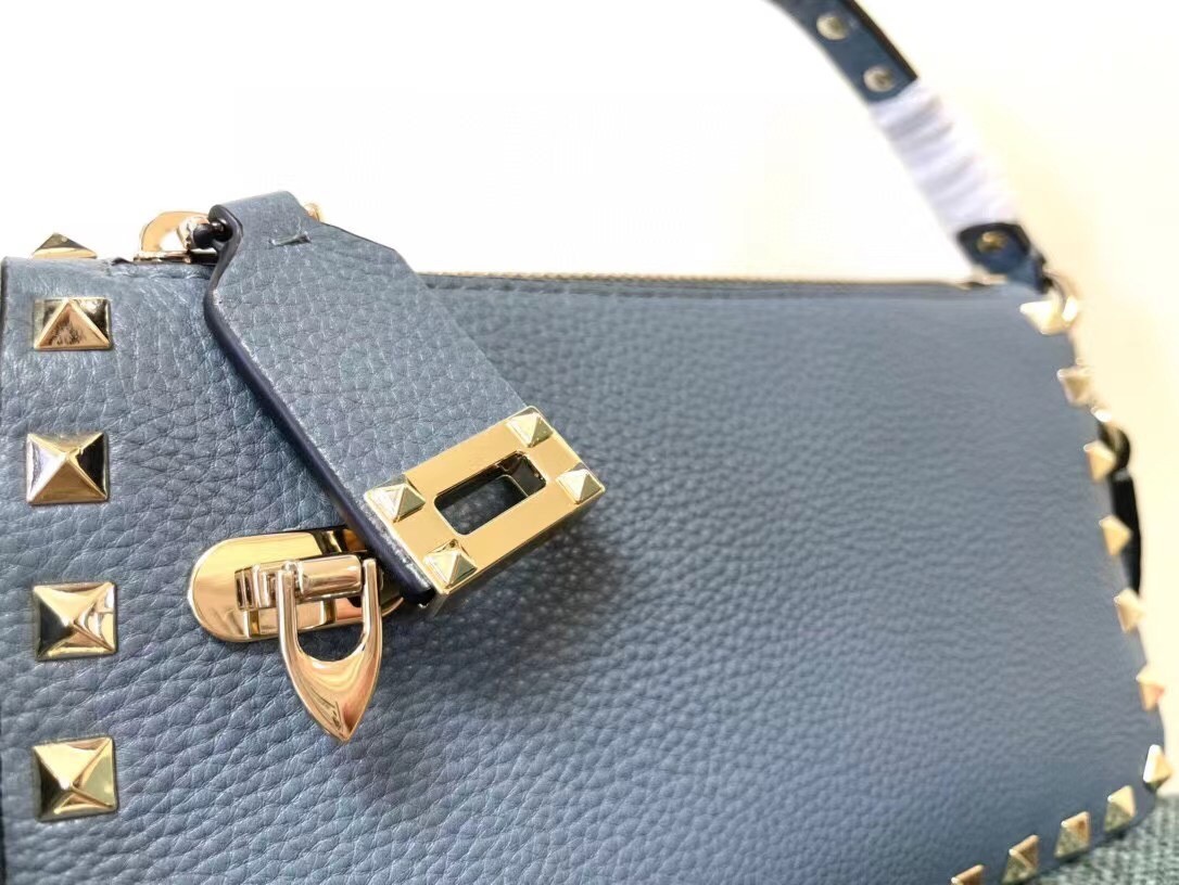 Valentino Rockstud Small Crossbody Bag In Blue Grained Calfskin 271