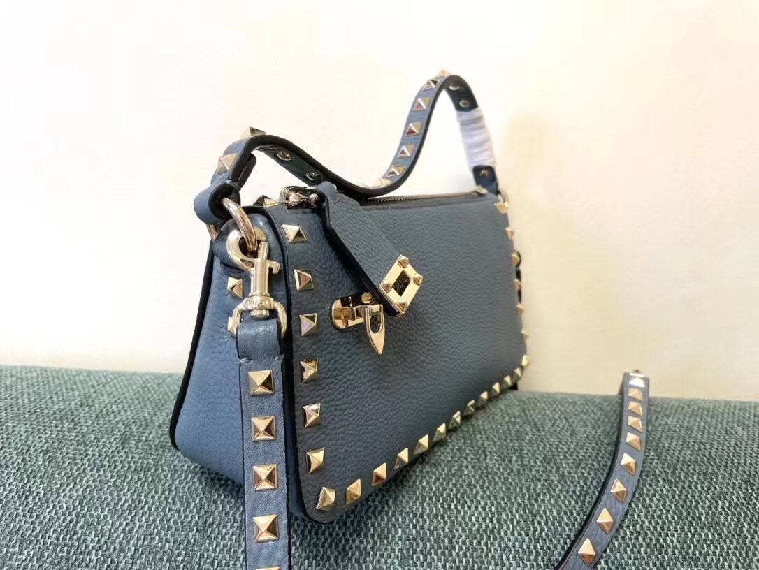 Valentino Rockstud Small Crossbody Bag In Blue Grained Calfskin 271