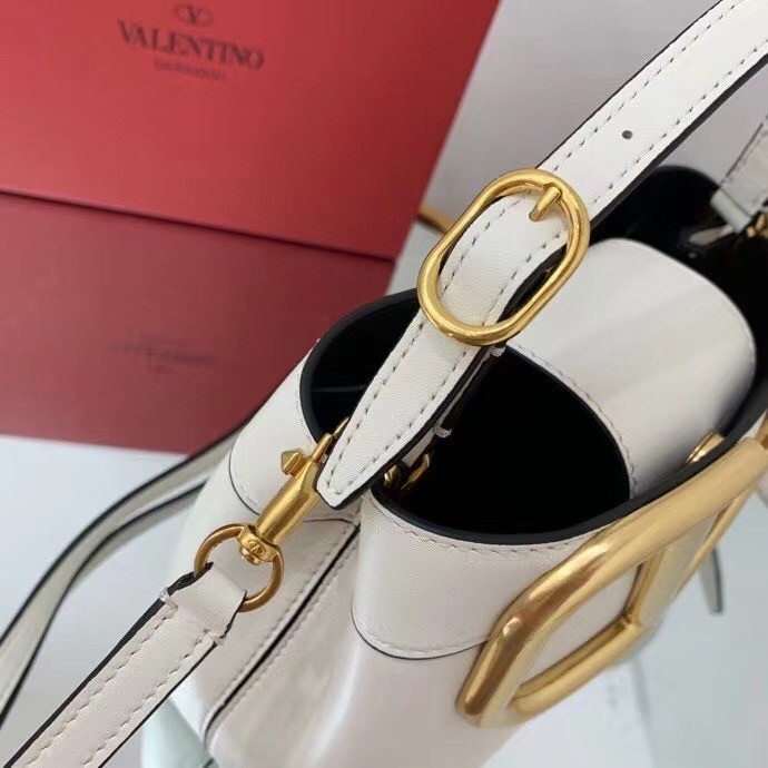 Valentino Supervee Top Handle Bag In White Calfskin 734