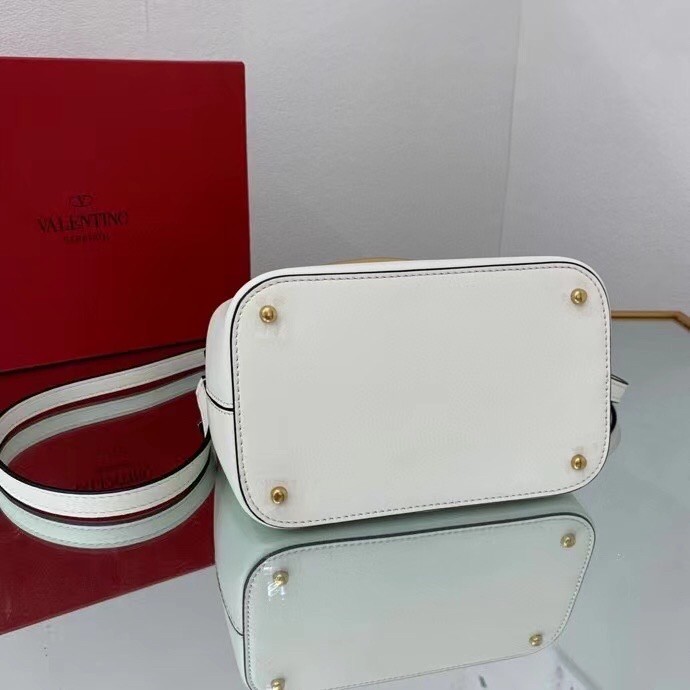 Valentino Supervee Top Handle Bag In White Calfskin 734