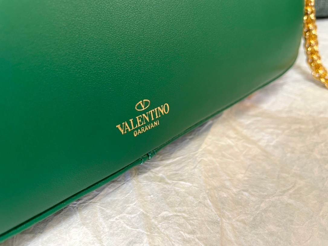 Valentino Stud Sign Shoulder Bag In Green Nappa Leather 088