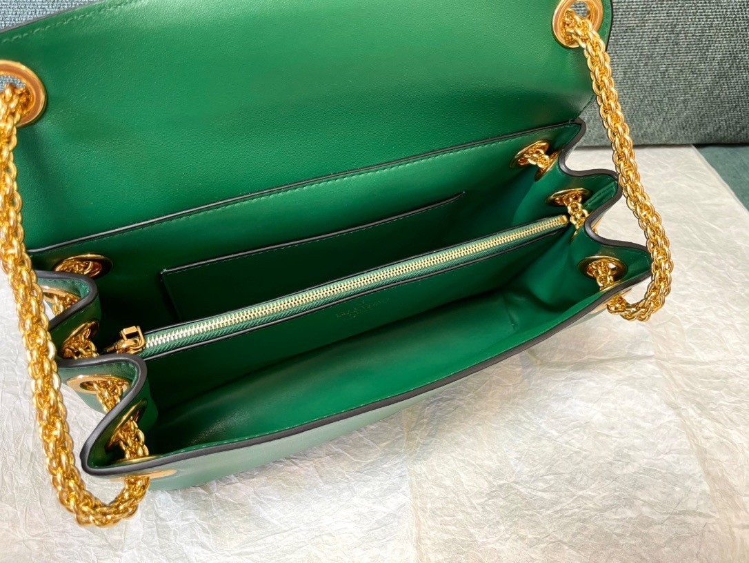 Valentino Stud Sign Shoulder Bag In Green Nappa Leather 088