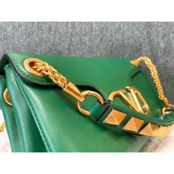 Valentino Stud Sign Shoulder Bag In Green Nappa Leather 088