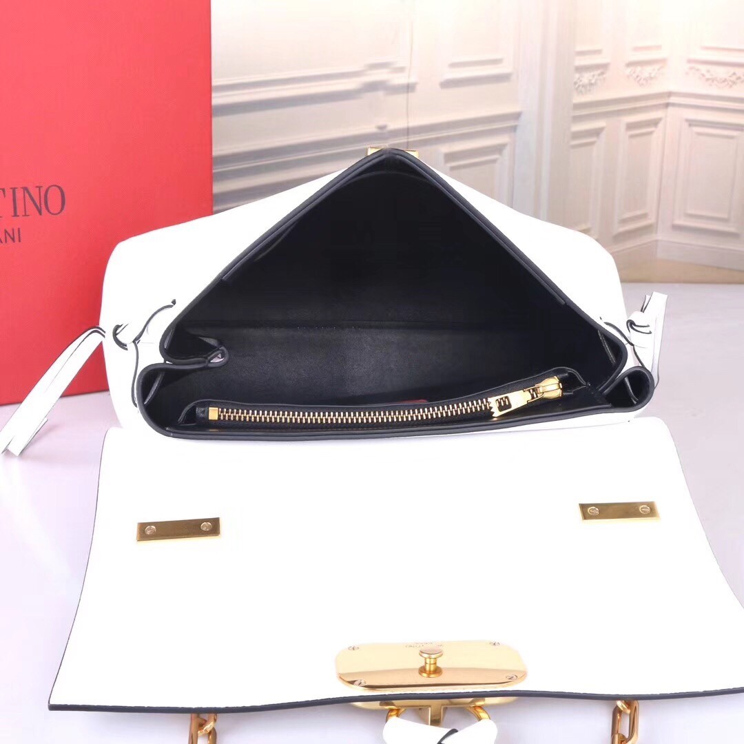 Valentino Medium VRing Chain Bag In White Grainy Calfskin 587